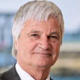 Prof. Dr. Uwe Koch-Gromus Prof. Dr. Uwe Koch-Gromus